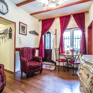 Emperor's Apartman