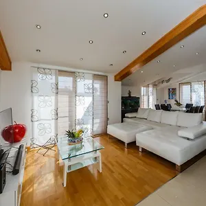 Selak Apartment