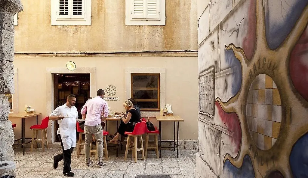 Grgur Ninski Rooms Split Croatia